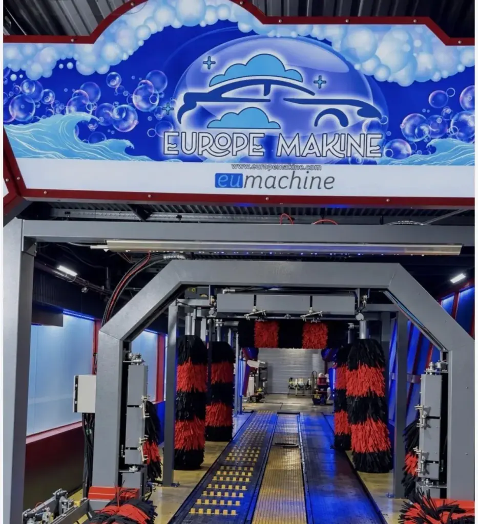Europe Makine branded arch over a car wash tunnel, with a New Jersey label